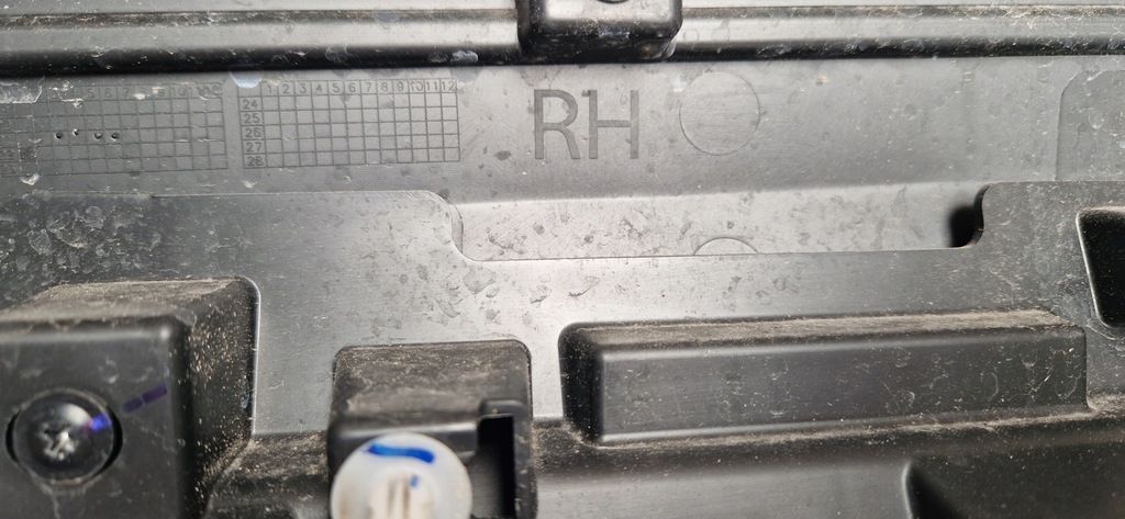 фото №9, Renault arkana молдинг дверь правый задняя хром 828764986r