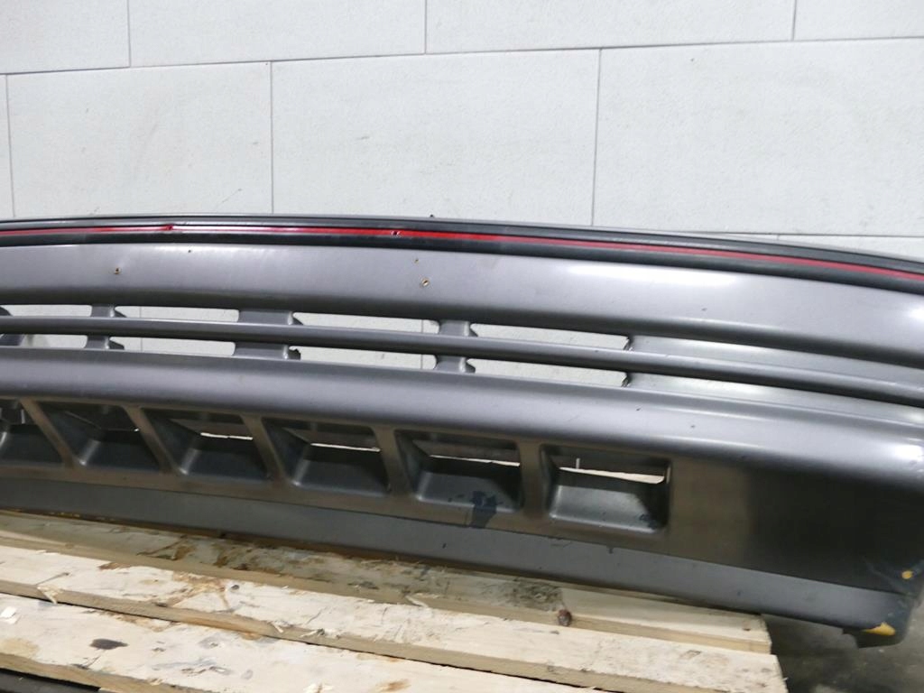 фото №7, Voyager ii dodge ram van iii бампер перед