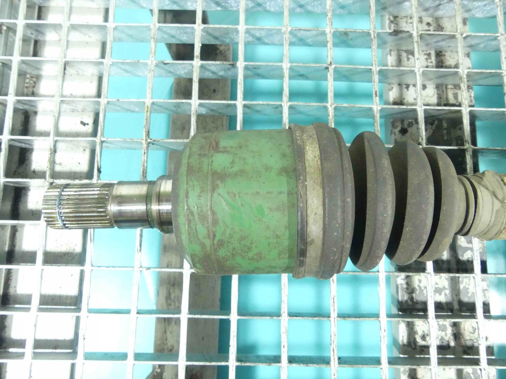 фото №3, Приводной вал левая mazda mpv ii 2.0 citd 02-04