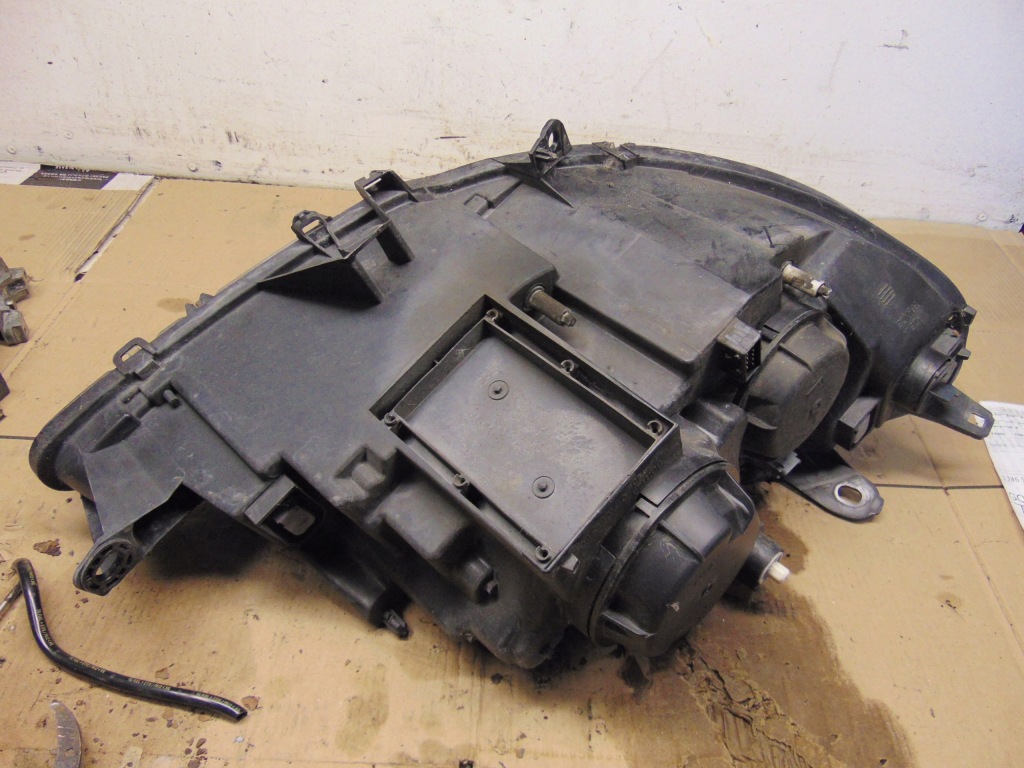 Лампа ліва перед передня звичайна peugeot 407 європа Оригінал