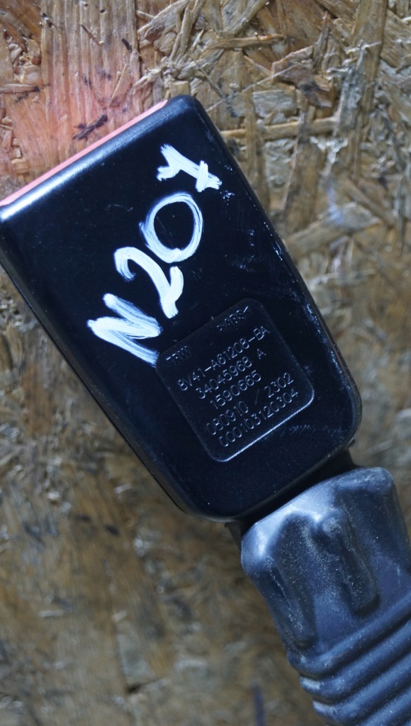 Натяжитель поперечина правая  перед ford kuga mk1 Оригинал