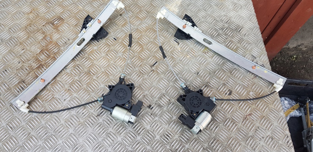 фото №1, Mazda 6 gg підйомник скло лівий правий перед