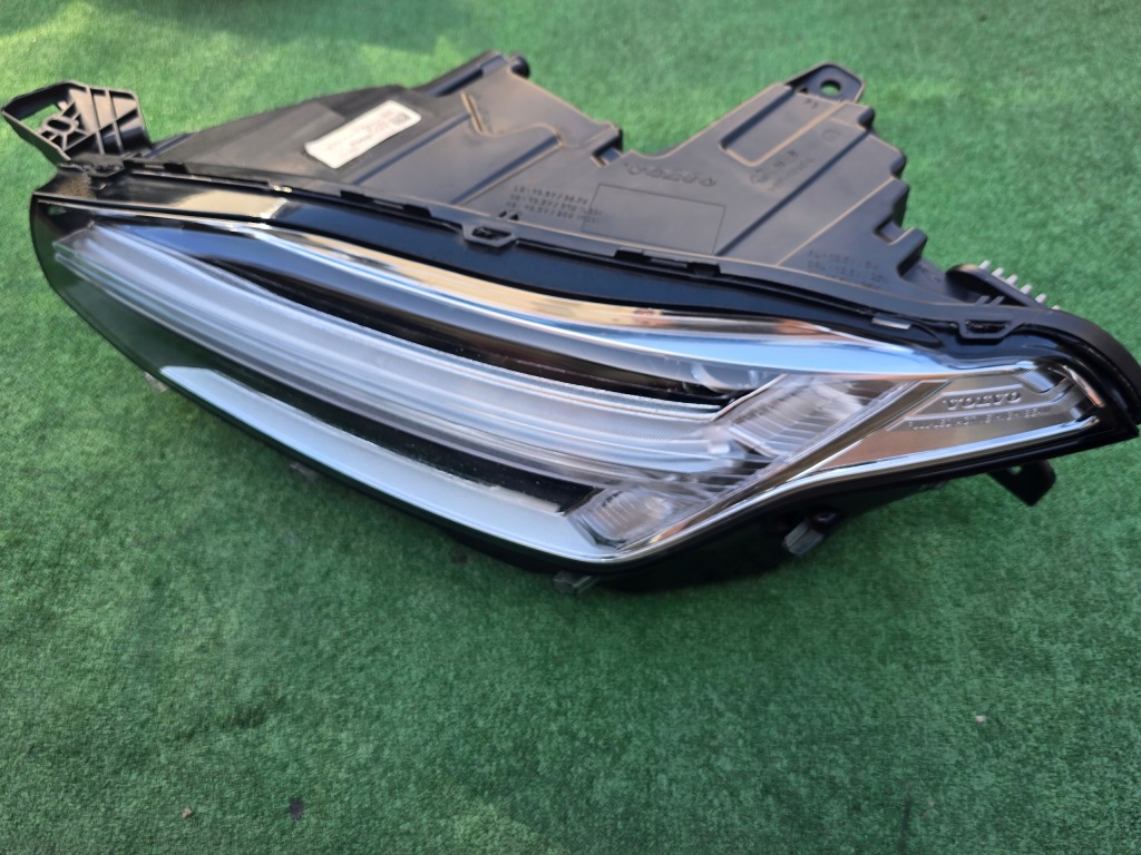 фото №2, Volvo xc90 2 ii full led лампа передня