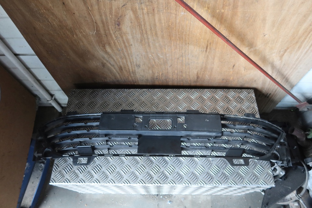 фото №1, Решітка решітка радіатора бампера clio v 622541469r