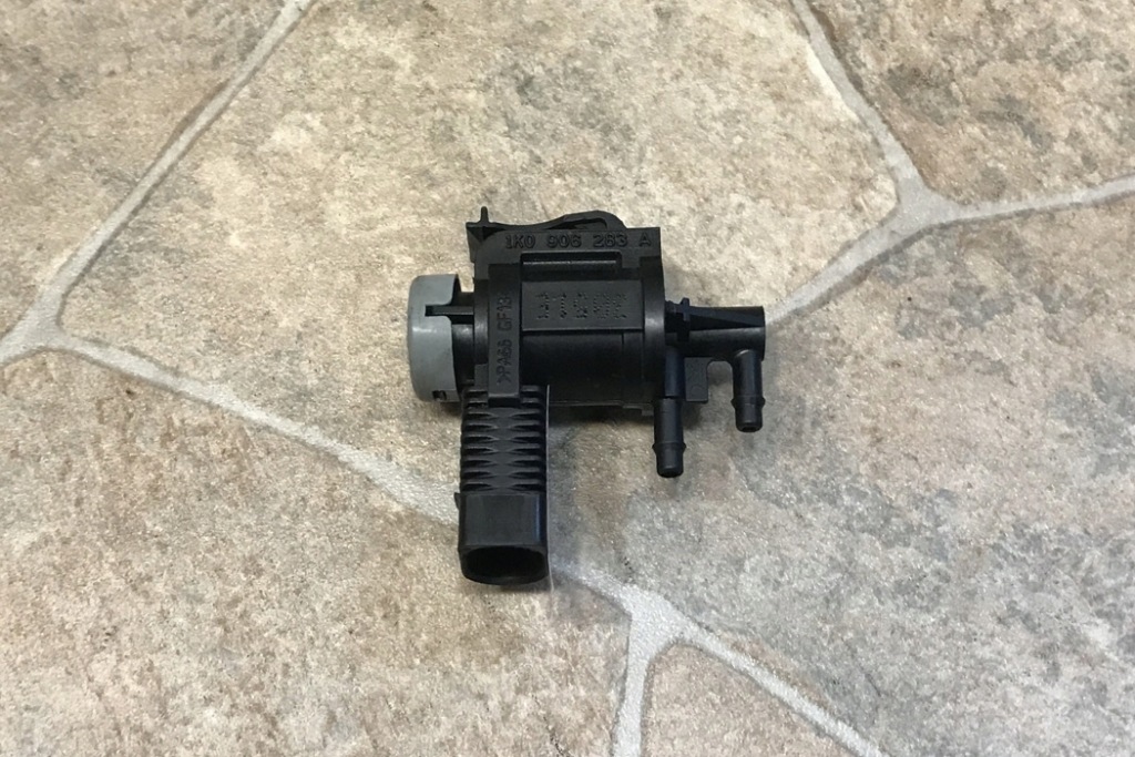 фото №8, Клапан электромагнитный vw passat b7 362 1k0906283a 2.0l дизель 125kw 2011