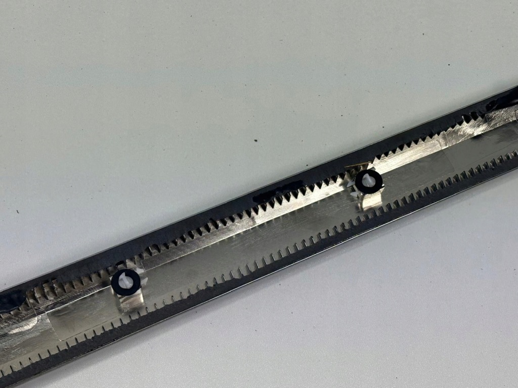 Cadillac escalade 15-20r молдинг хромированная декоративная дверь передних левых с Разборки