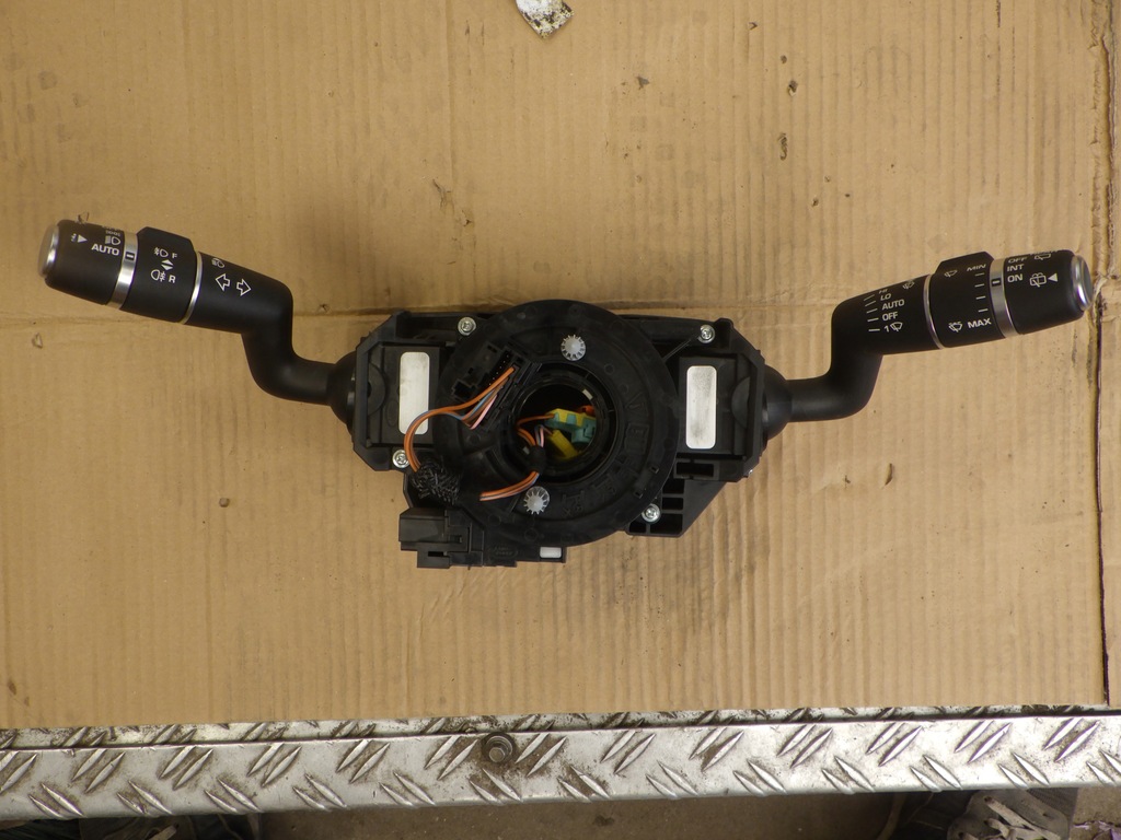 фото №1, Переключатель комбинированный подрулевой переключатель evoque