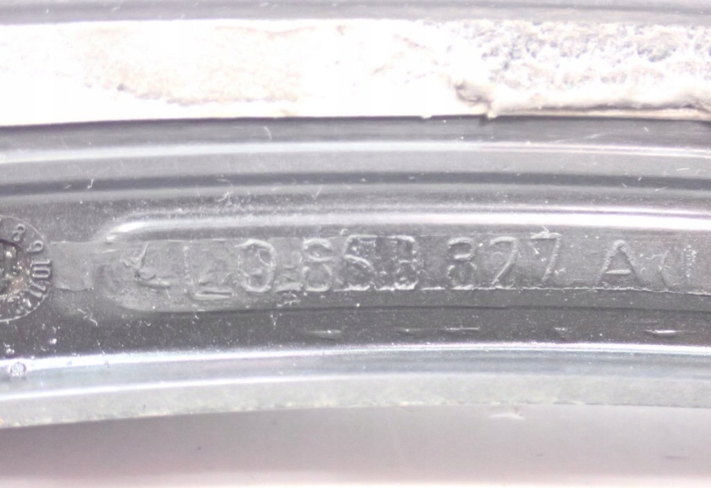 фото №10, Молдинг крыла левая задняя audi q7 4l0853827a