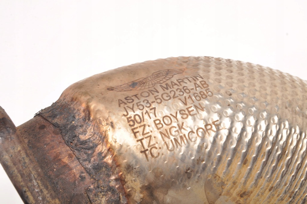 фото №8, Aston martin db11 катализатор a2054904114