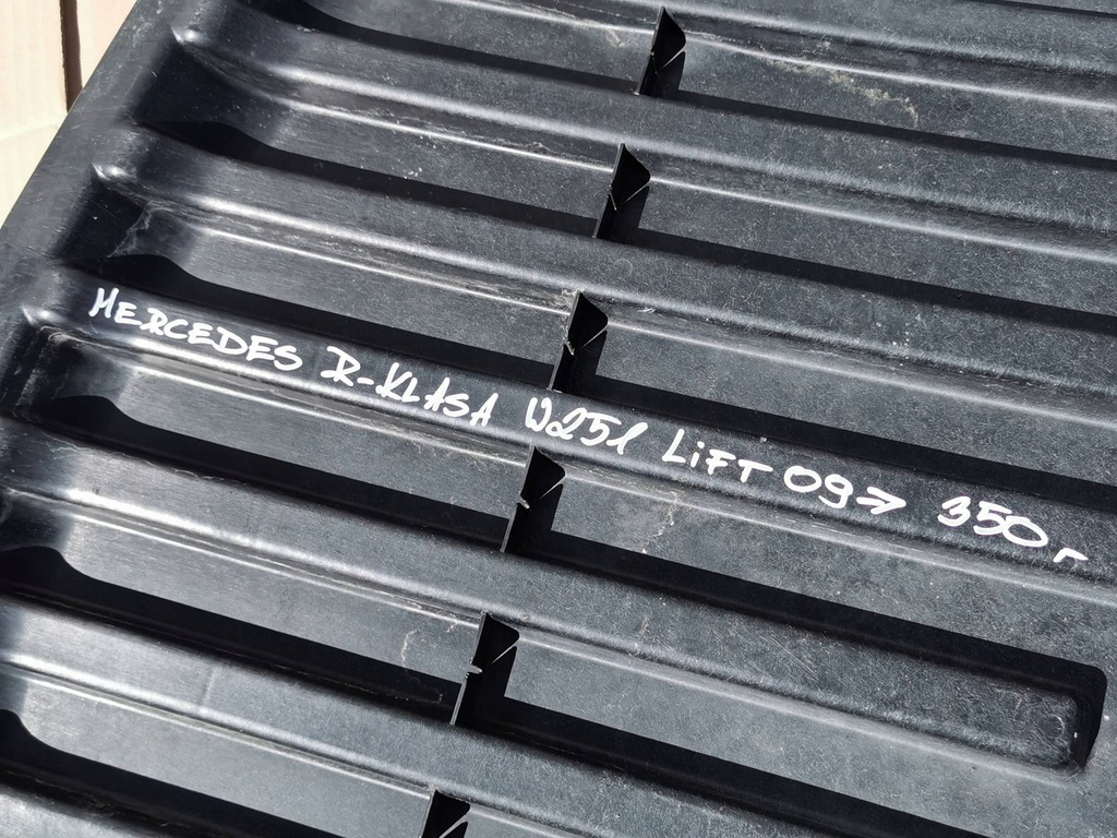 фото №9, Mercedes r-klasa w251 lift 09- плита защита pod двигатель перед a2515240830