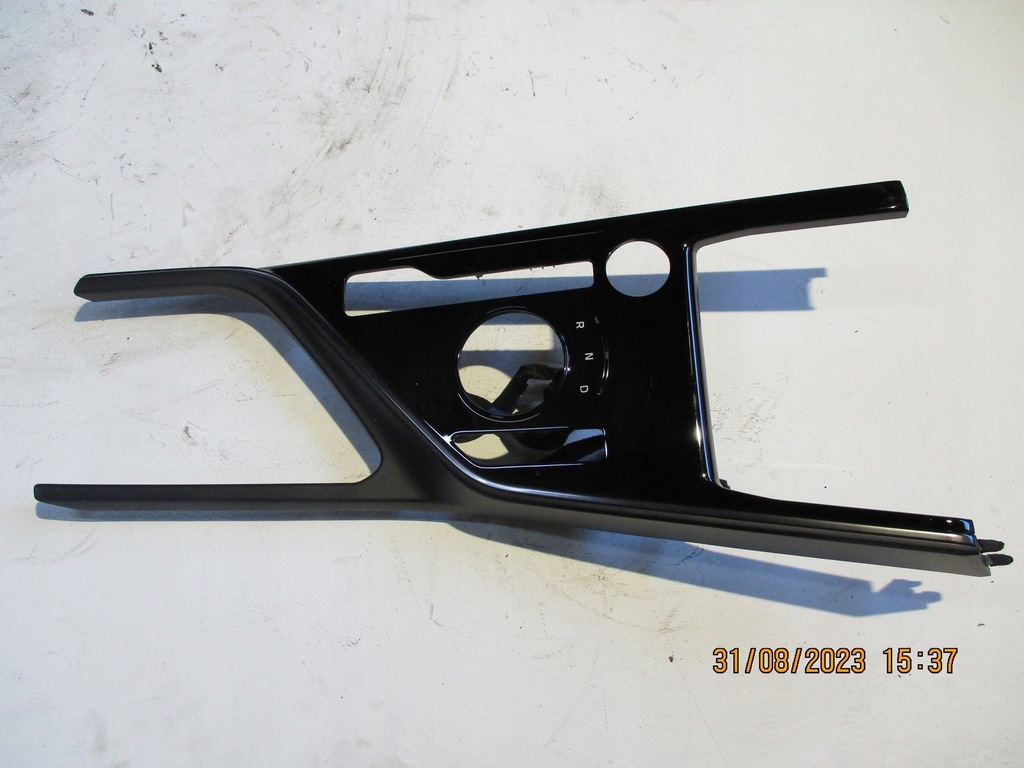 фото №1, Рамка тунель передач kia niro ii 23r 84651-at000