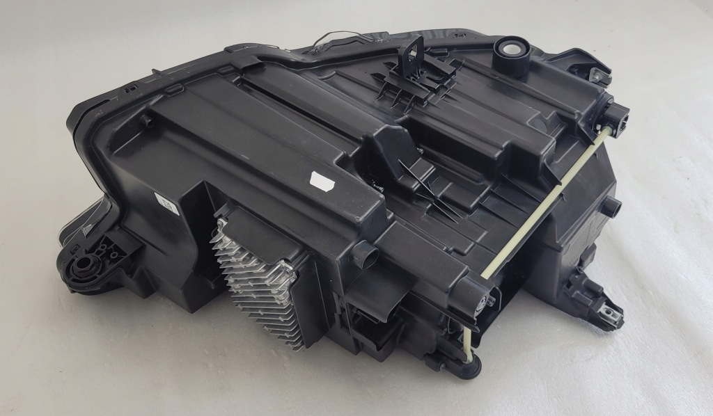 фото №11, Лампа левая перед audi q4 e-tron 2021- full led 89a