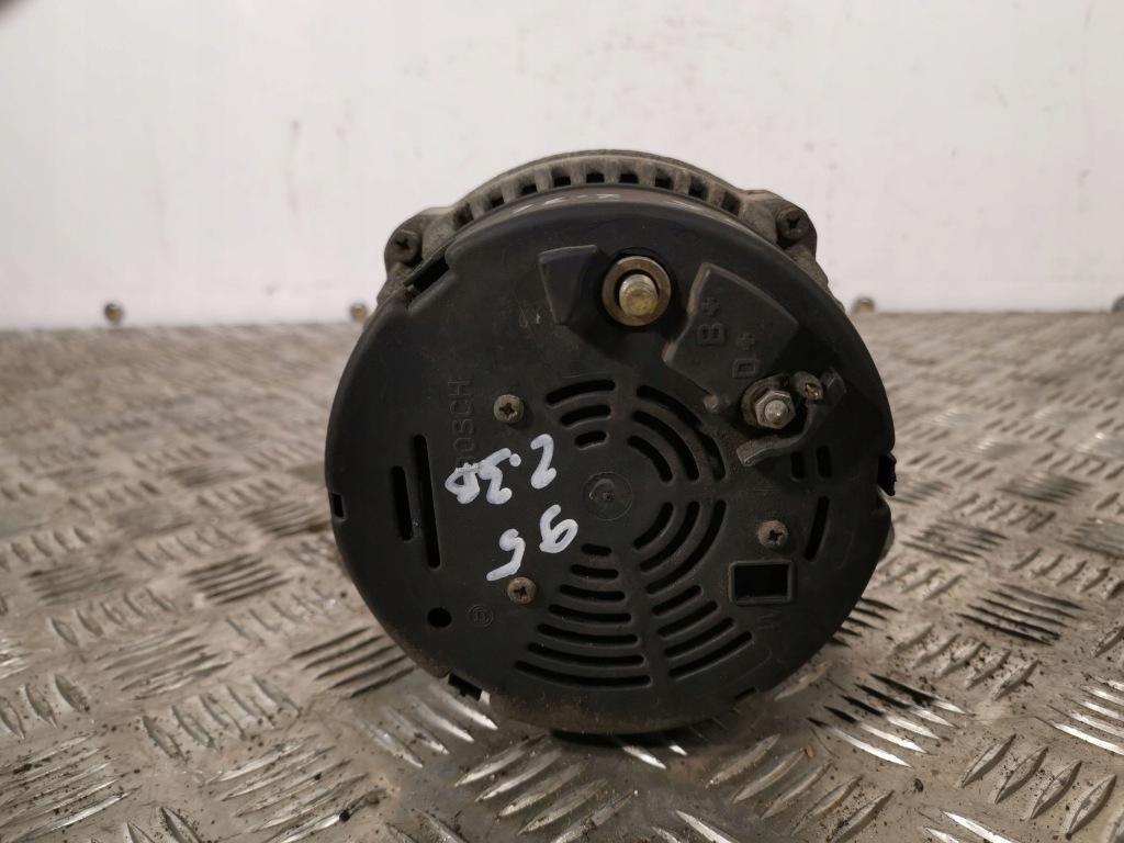 2002 saab 9-5 генератор 4941761 Оригинал