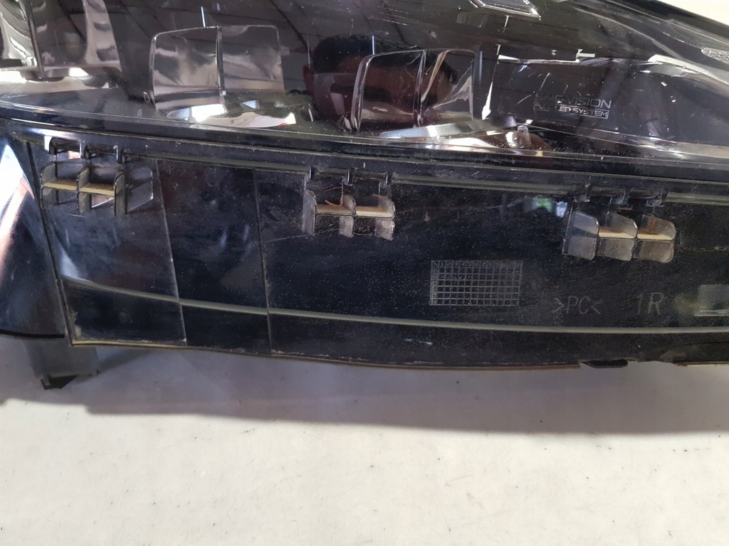 фото №10, Лампа правая правый full led mg mg4 4 iv ev22 eh33