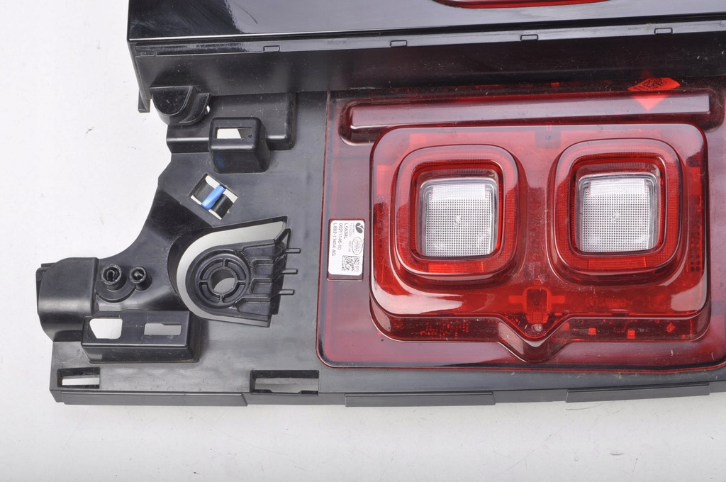 фото №14, Land rover defender ii l663 лампа правая задняя 21r