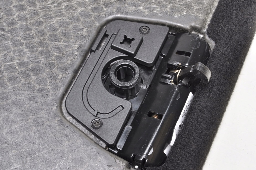 фото №7, Mercedes eqb x243 підлога обшивка багажника a2436802700