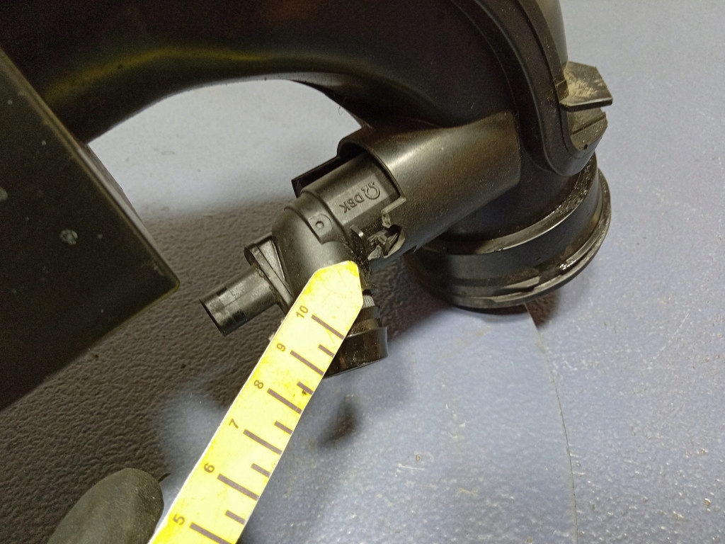 фото №8, Bmw 1 f40 2.0 m135i труба шланг воздуха 8675263