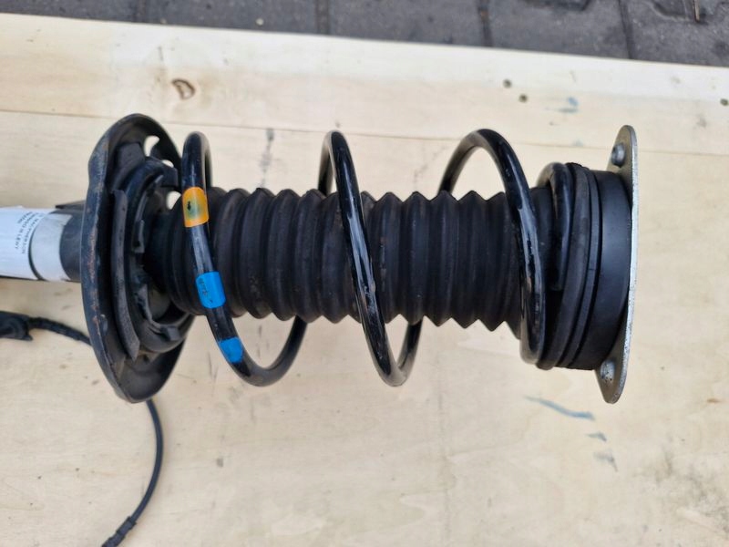 Renault twingo iii 3 1.0 b амортизационная стойка амортизатор поворотный кулак правый перед Оригинал