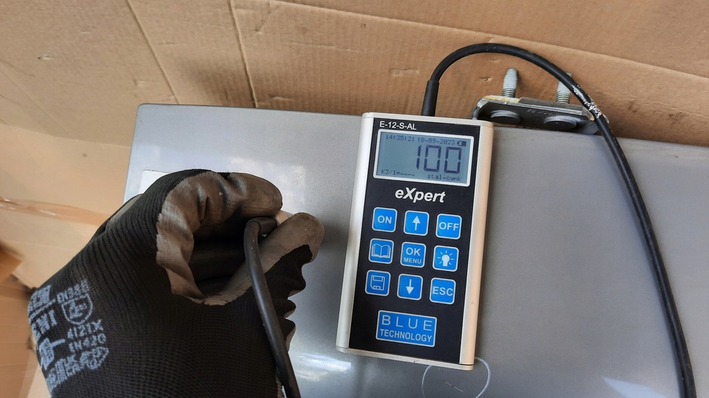 фото №9, Кришка багажника задня volvo v50 05r