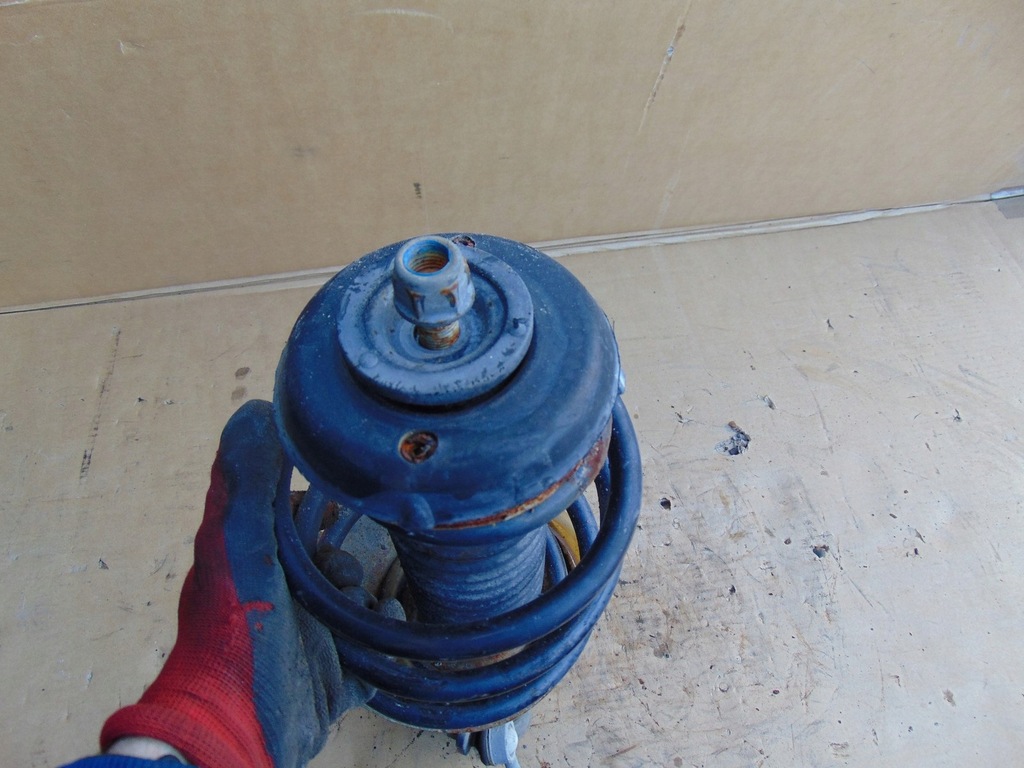 фото №10, Амортизатор mc person левый перед peugeot 308 i 1.6 hdi