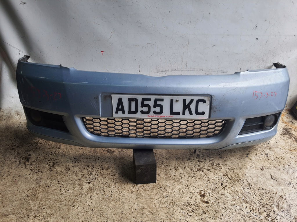 фото №1, Toyota corolla verso 04-07 бампер