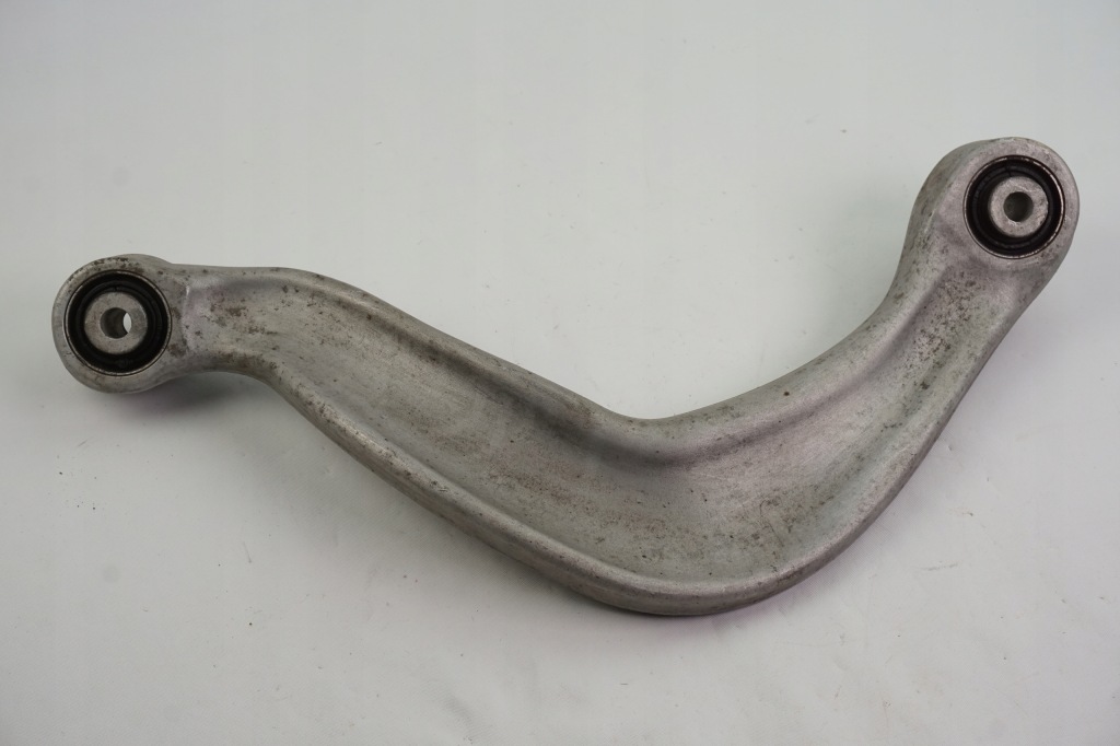 фото №1, Рычаг задняя audi a6 allroad 8k0505323h