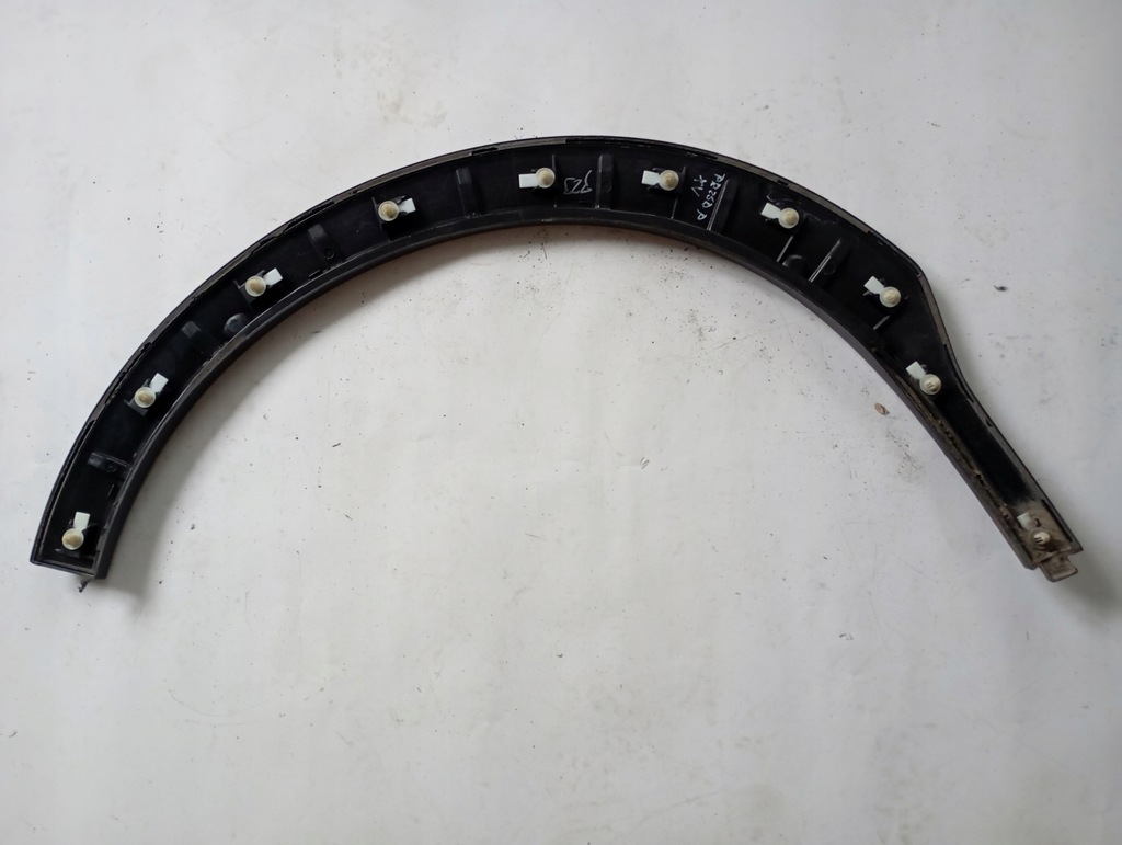 фото №12, Молдинг крыла перед правая subaru xv