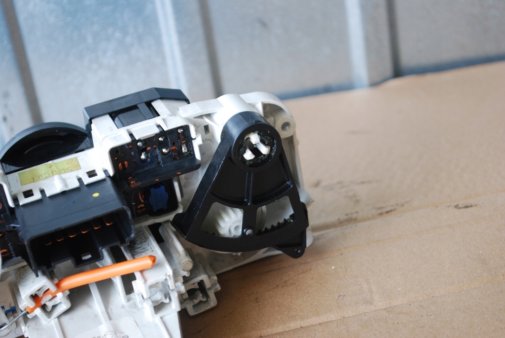 фото №6, Панель кондиціонера nissan note 1.4b n103009c