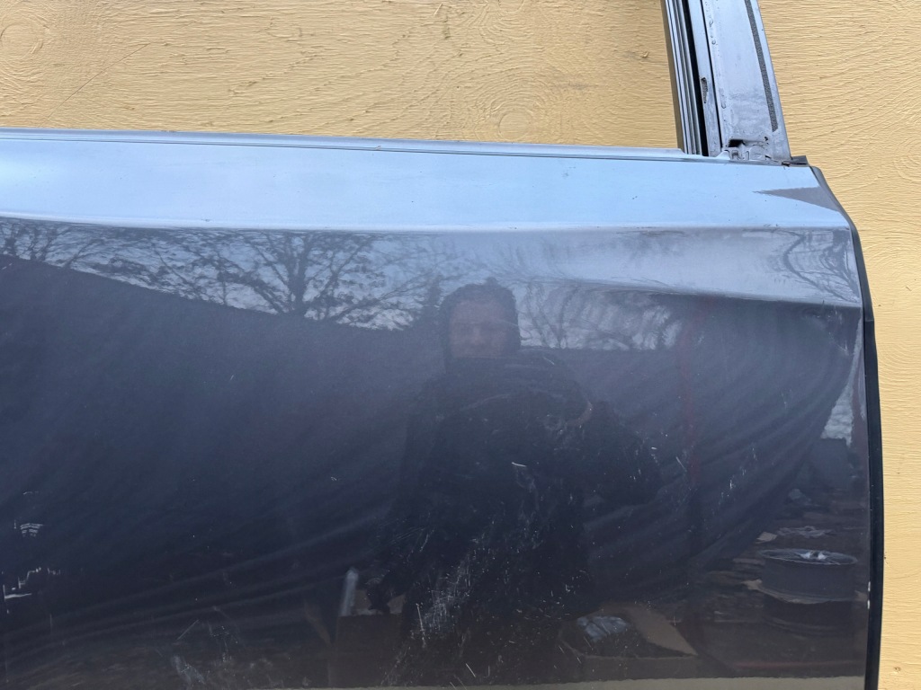 Lexus rx 4 iv 15r- дверь правое  задняя правый  задняя Недорого