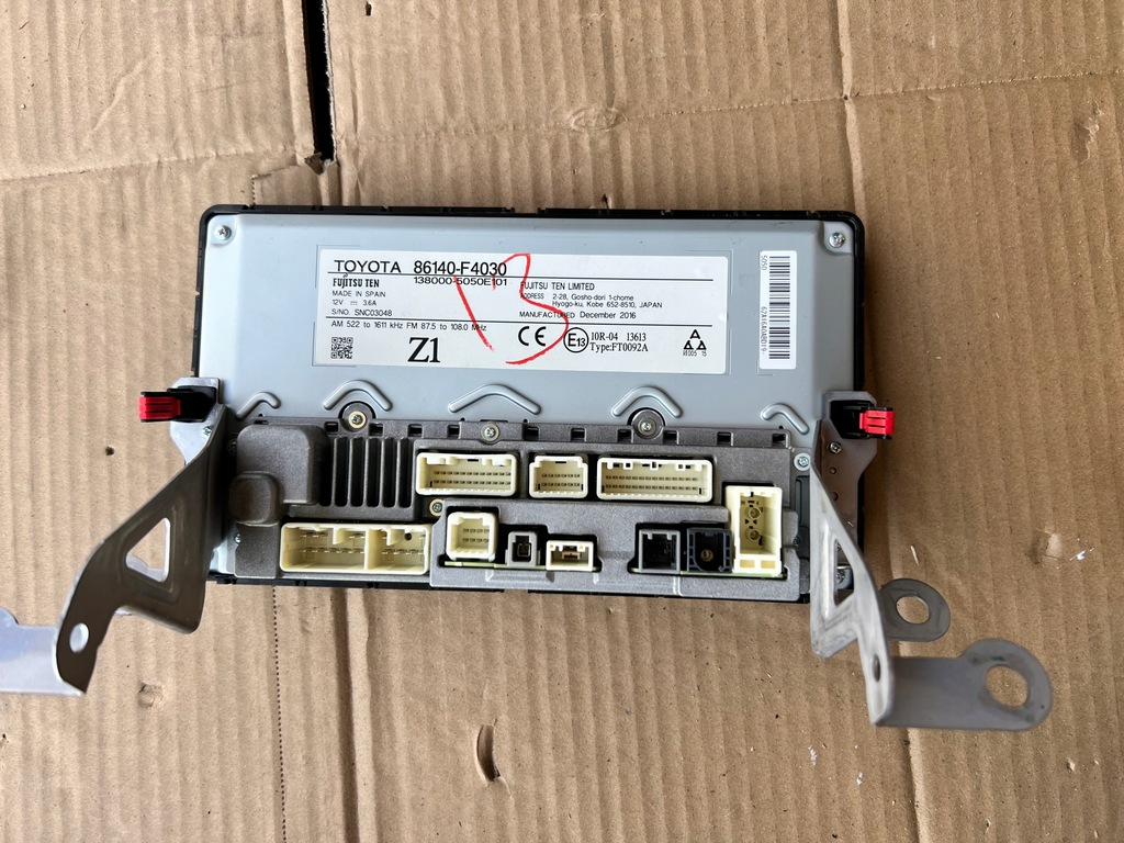 фото №7, Toyota chr ch-r экран 86140-f4030