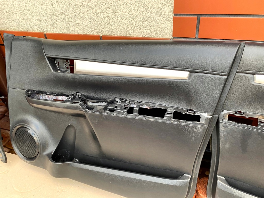 фото №6, Hilux viii 15- 1,5 кабіни обшивка оббивка двері лівий правий перед задня