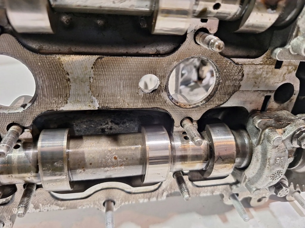 фото №10, Головка двигателя валы 8200519994 renault laguna iii 2.0 dci