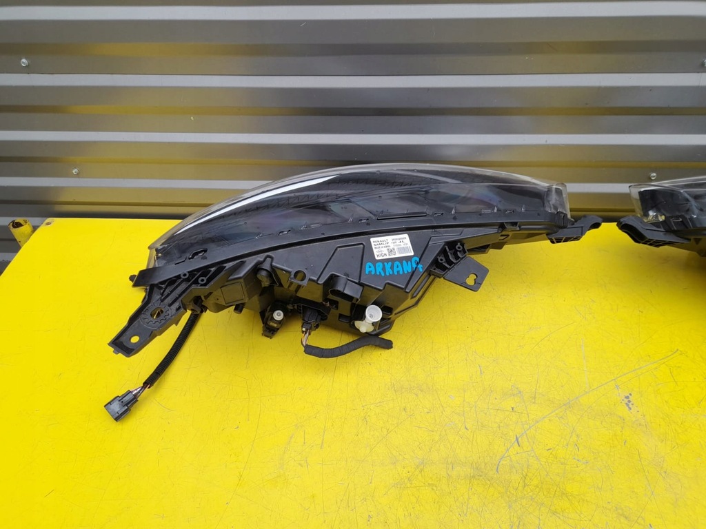 фото №10, Renault arkana лампа перед ліва права 260602566r 260102483r