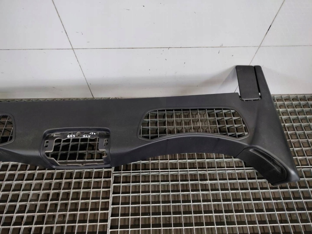 фото №4, Корпус задняя задняя подголовник mercedes slk r172 w172