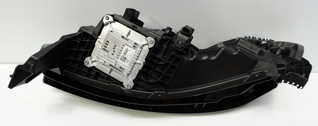 Renault megane 5 e-tech full 260104574r фонари перед передние Недорого