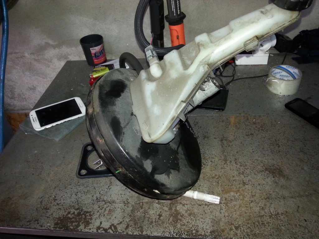 фото №1, Renault clio iii modus - усилитель тормозов 8200327670