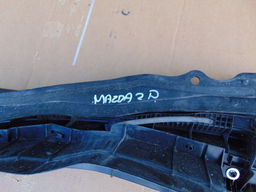 фото №16, Жабо пластиковый mazda 2 ii de 2007- europa