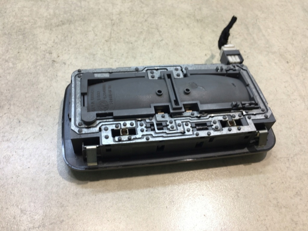 фото №3, Лампа стельовий alfa romeo 156 2.0 jts 0884200