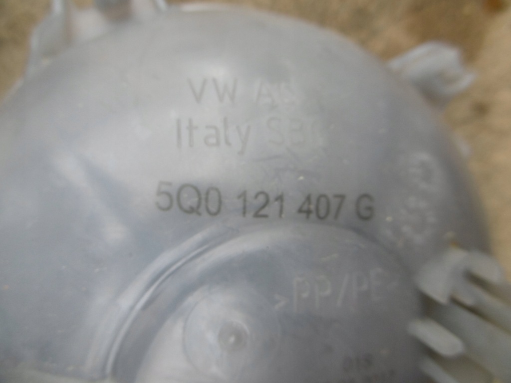 фото №4, Бачок розширювальний 5q0121407g vw t-roc