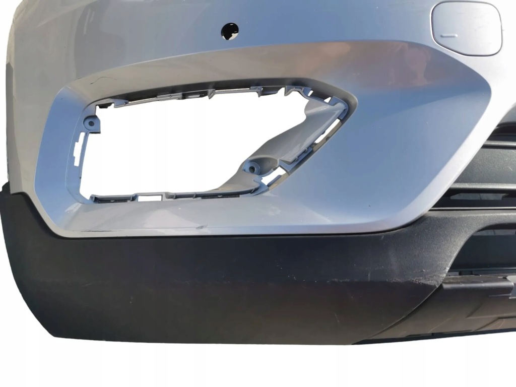 Бампер, решётка радиатора, решётка радиатора, решётка средняя volvo xc-40 31. Доставка