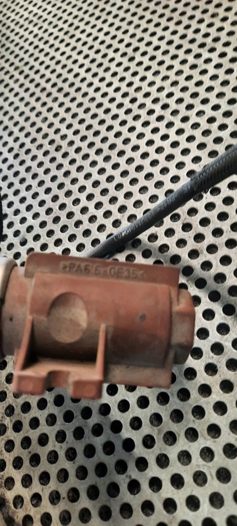 фото №3, Клапан вакуумa citroen pa66gf35