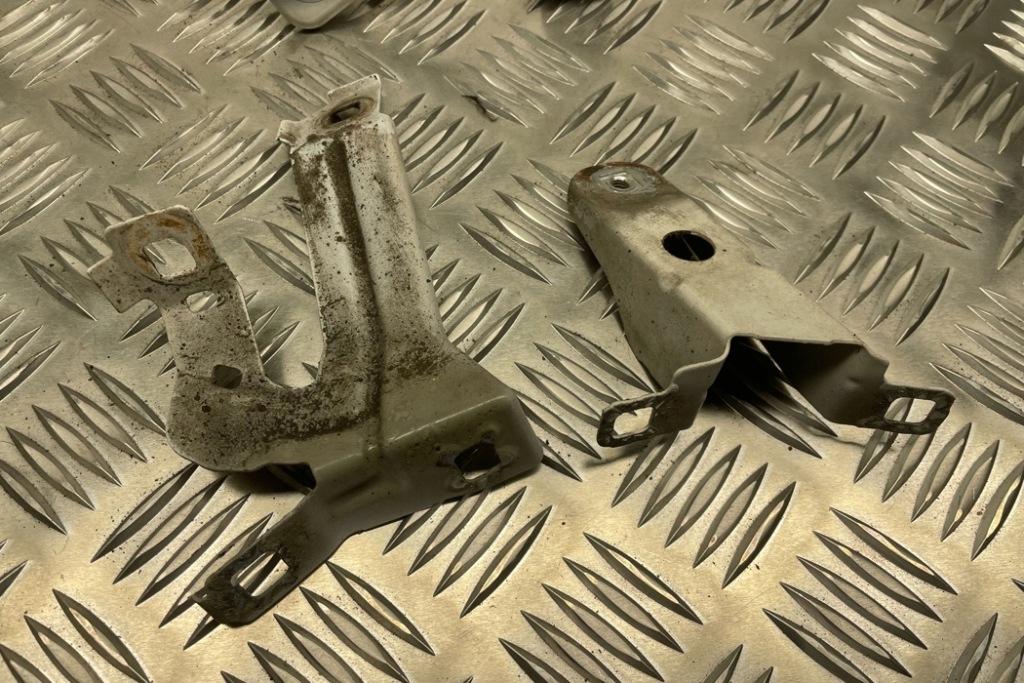 фото №7, Кронштейн передній lewego крила bmw 3 touring f31 7255821 3.0l