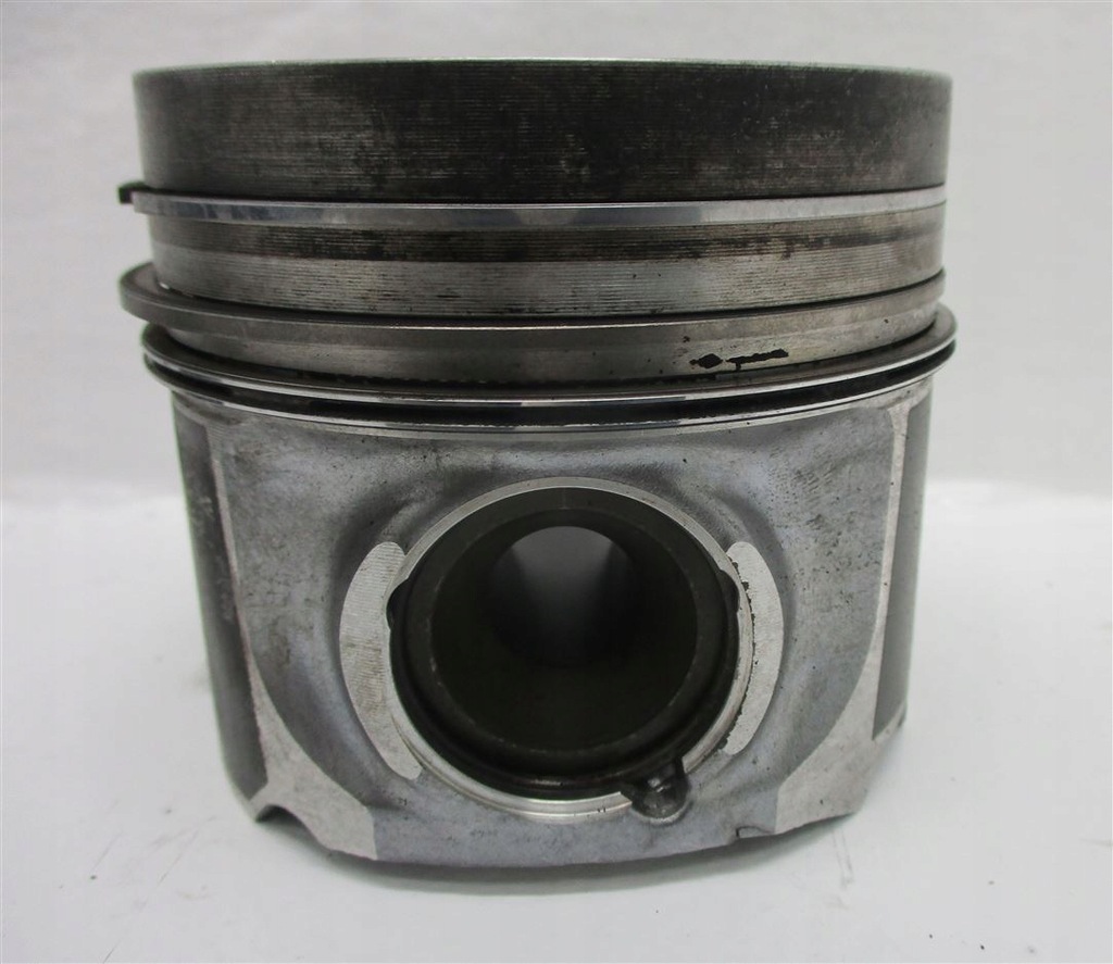 фото №8, Поршень mahle audi q7 4l 6.0 tdi v12 ccga 05a 83l98