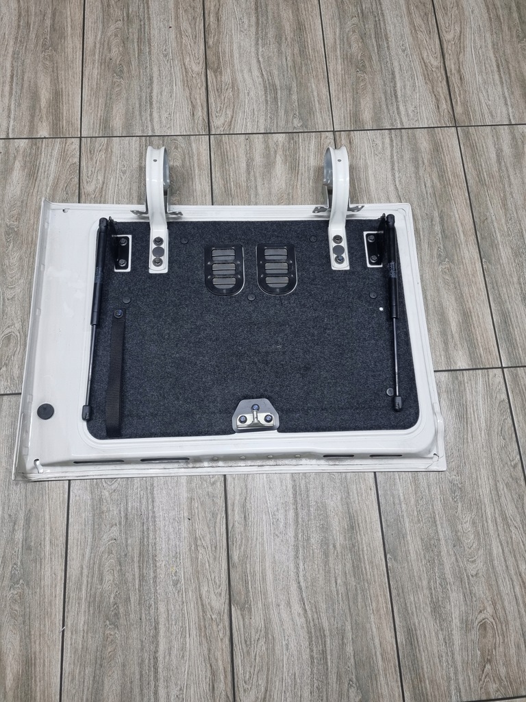 фото №6, Крышка багажника бардачка дверца петли левая полный volvo fh 4 fh 5