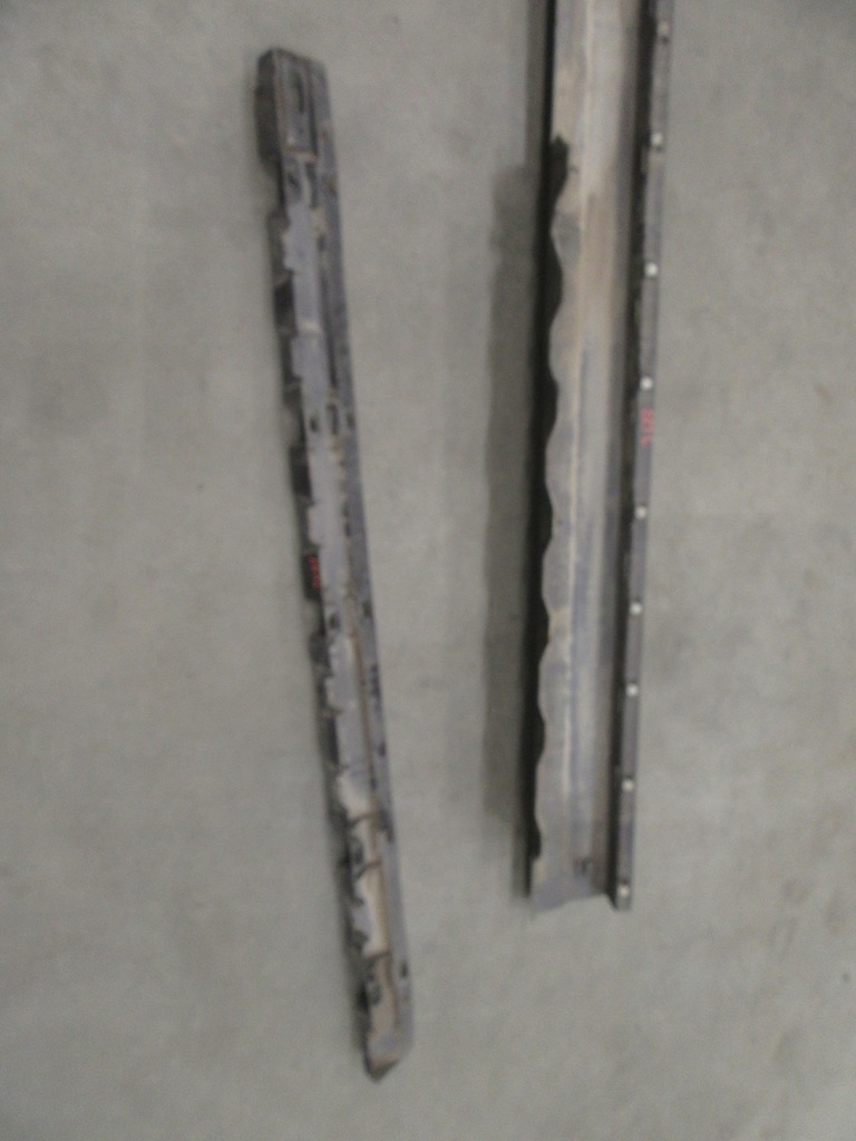 фото №13, Молдинг поріг ліва кронштейн кронштейн поріг bmw e83 x3