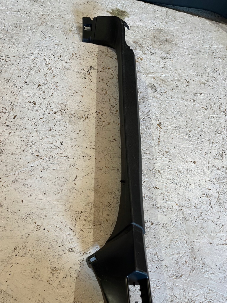 фото №1, Защита обивка крышки багажника audi a7 4g8867607