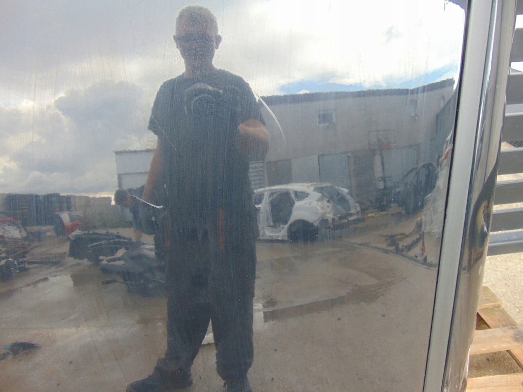 фото №9, Ford focus mk3 sedan крыша обшивка крыша