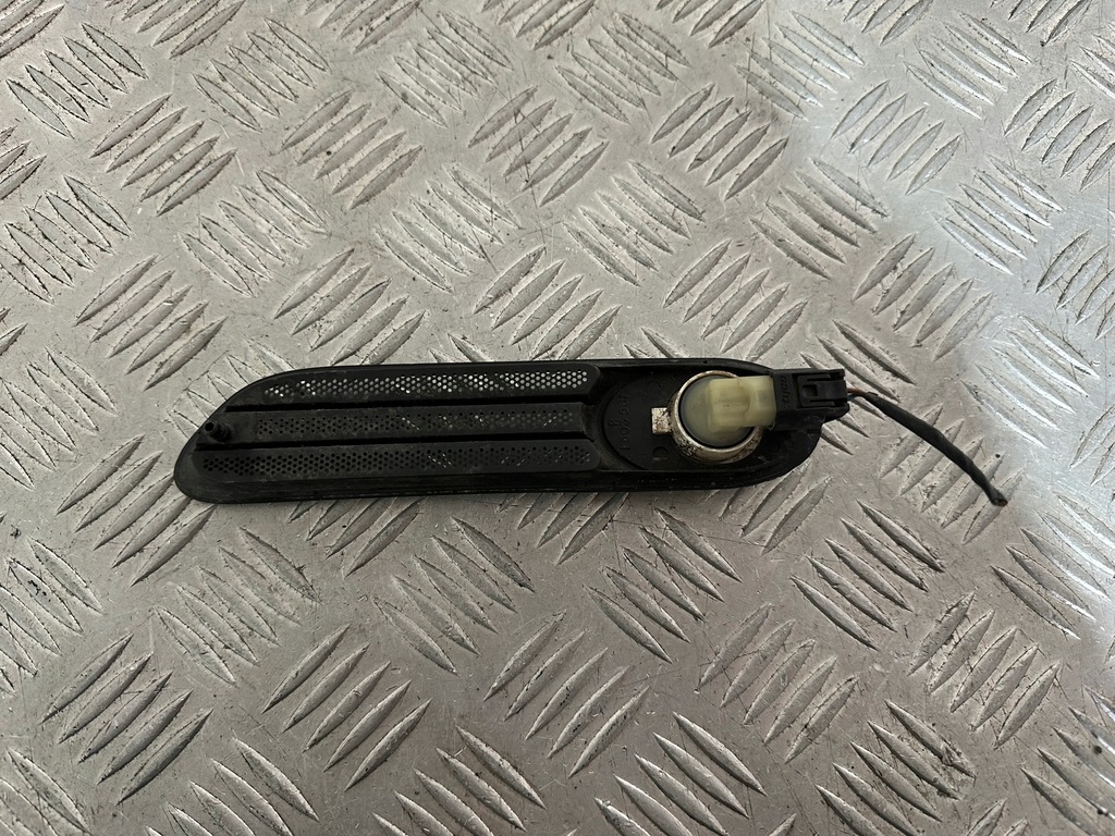 фото №6, Mini cooper r50 решітка поворотник крила правий білий 1503561