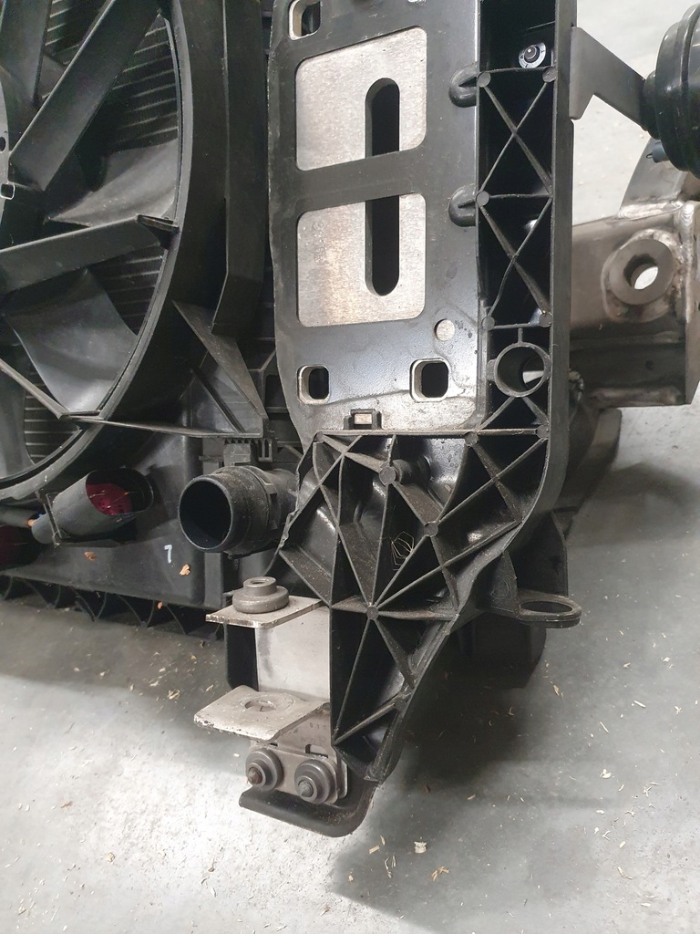 фото №9, Pas передний kompletny усилитель передняя часть радиатор audi q7 4m 3.0 tdi