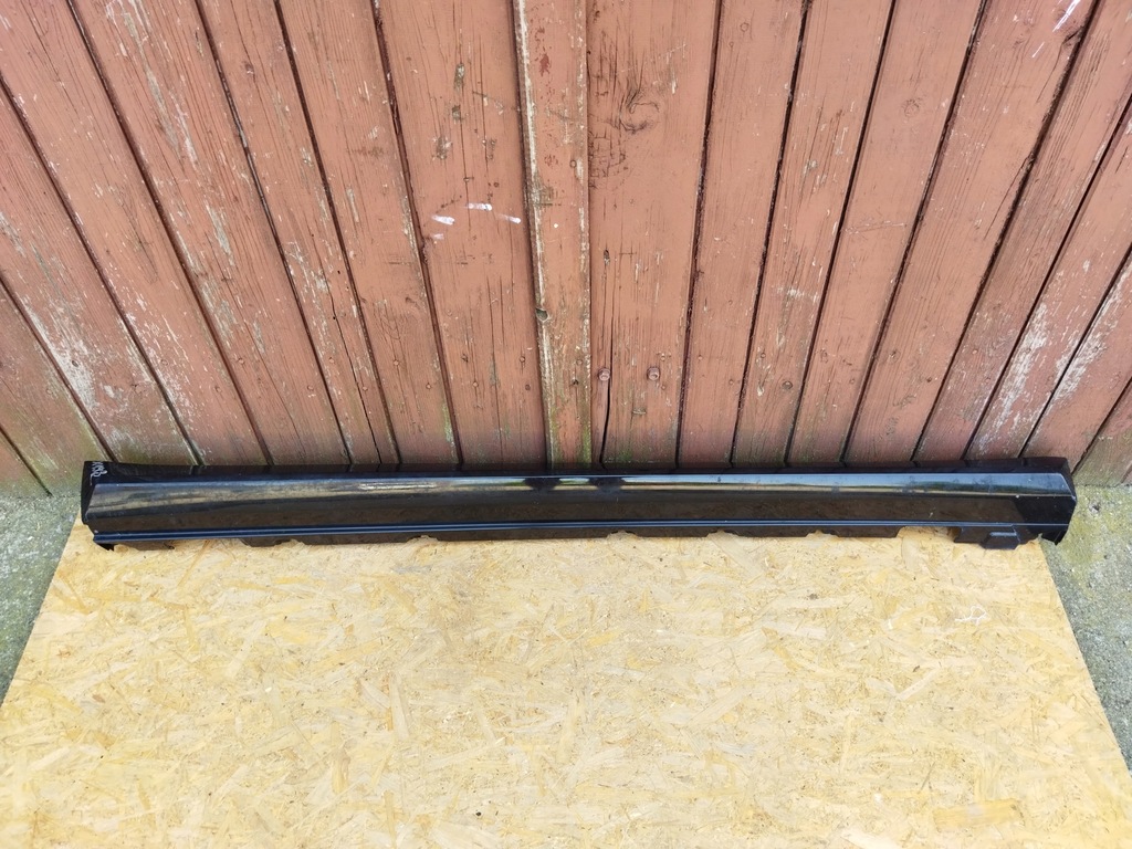 фото №1, Mercedes glk x204 w204 молдинг поріг права x198